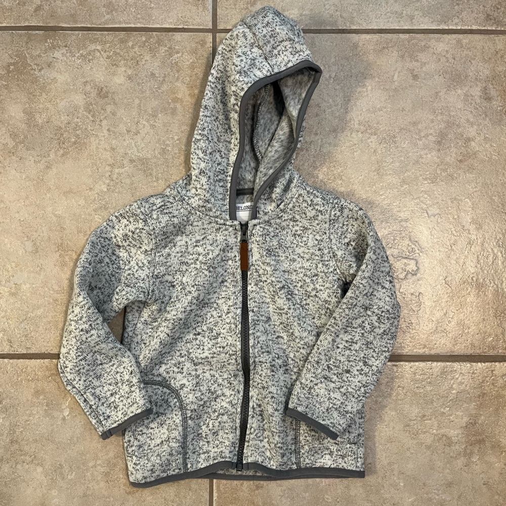 Carter’s Zip Up Hoodie with Pockets. Size 4T. Fleece Lined. EUC